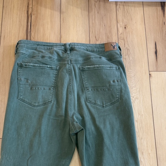 American Eagle Outfitters Green Super High Rise - Super Super Stretch Jegging - Picture 6 of 10